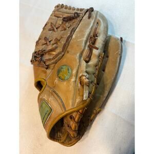 Vintage Ted William Wilson Leather Baseball Mitt